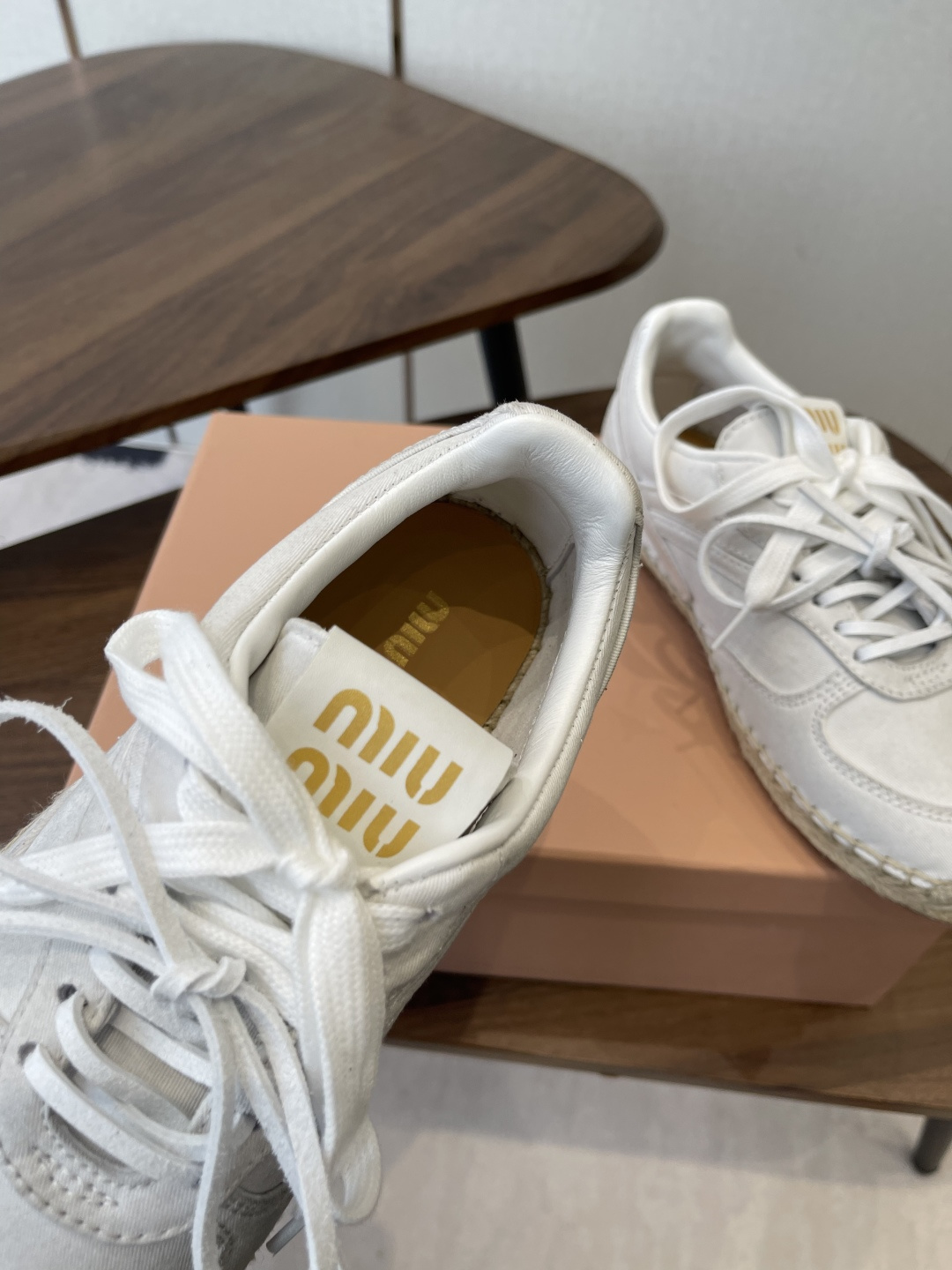 미우미우 미우미우 에스파드리유 스웨이드 스니커즈 레플리카 23번 이미지 - 신발 | 세미샵 레플리카 사이트