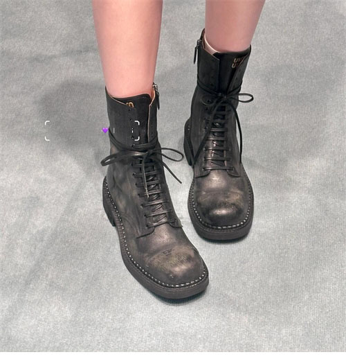 Miu Miu 미우미우 24FW 가죽 레이스 부티 레플리카 3번 이미지 - 신발 | 세미샵 레플리카 사이트