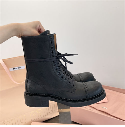 Miu Miu 미우미우 24FW 가죽 레이스 부티 레플리카 8번 이미지 - 신발 | 세미샵 레플리카 사이트