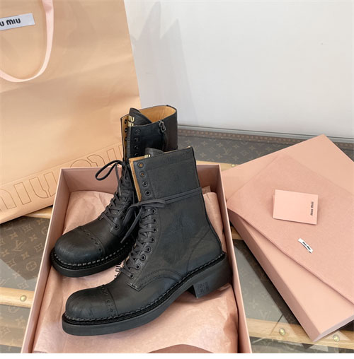 Miu Miu 미우미우 24FW 가죽 레이스 부티 레플리카 10번 이미지 - 신발 | 세미샵 레플리카 사이트