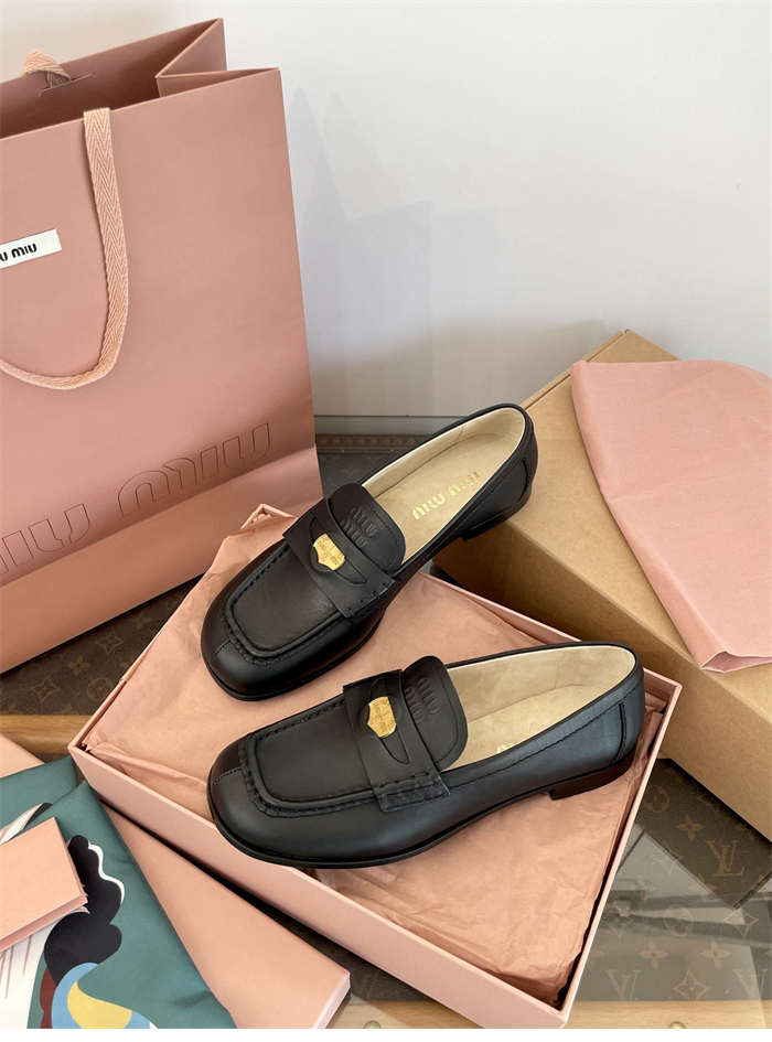 Miu Miu 미우미우 25SS 클래식 페니로퍼 레플리카 11번 이미지 - 신발 | 세미샵 레플리카 사이트