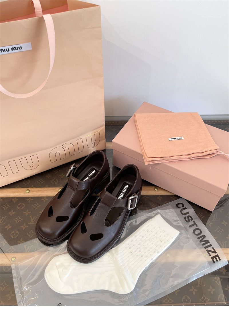 Miu Miu 미우미우 T 버클 메리제인 로퍼 레플리카 11번 이미지 - 신발 | 세미샵 레플리카 사이트