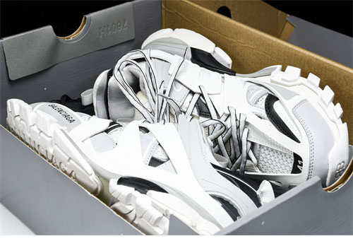 Balenciaga 발렌시아가 트랙 스니커즈 레플리카 26번 이미지 - 신발 | 세미샵 레플리카 사이트