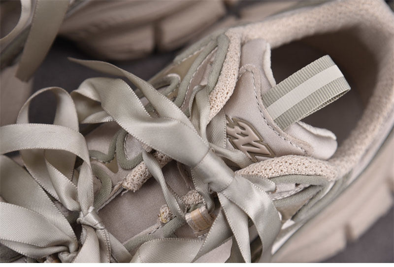 발렌시아가 발렌시아가 3XL 세틴 보우 스니커즈 그레이 레플리카 12번 이미지 - 신발 | 세미샵 레플리카 사이트