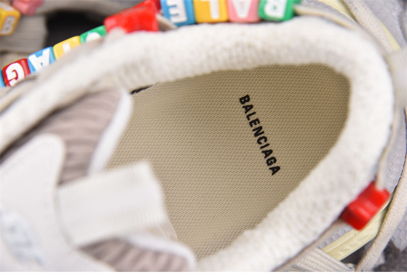 발렌시아가 발렌시아가 3XL 익스트림 레이스 스니커즈 에그쉘 멀티 레플리카 1번 이미지 - 신발 | 세미샵 레플리카 사이트