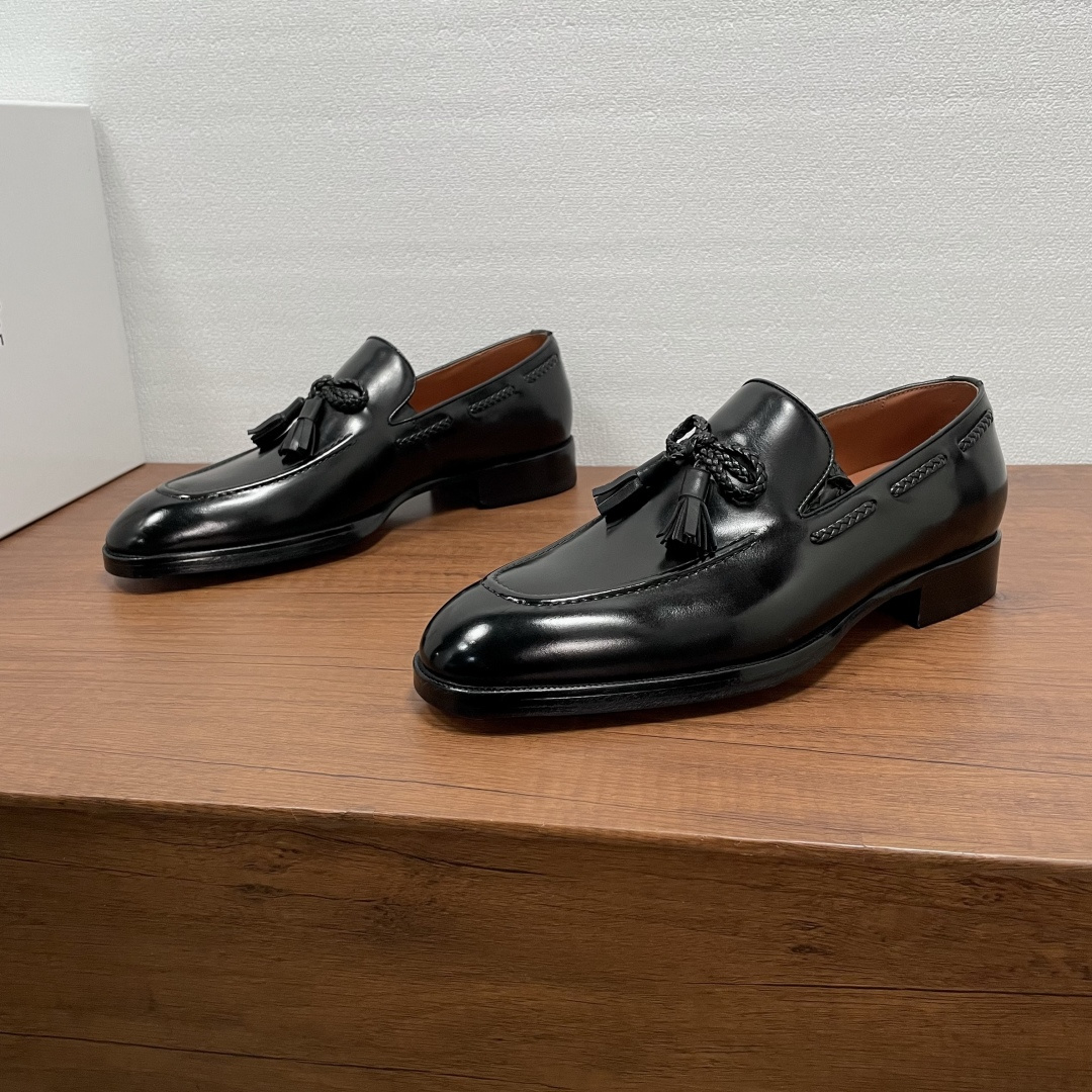 벨루티 벨루티 앤디 브레이디드 레더 테슬 로퍼 레플리카 1번 이미지 - 신발 | 세미샵 레플리카 사이트