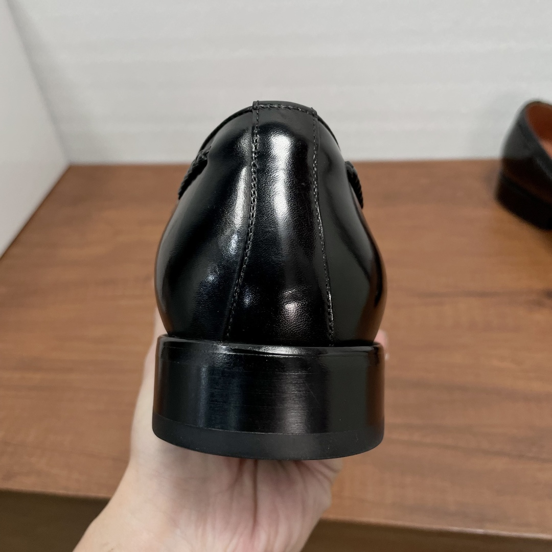 벨루티 벨루티 앤디 브레이디드 레더 테슬 로퍼 레플리카 6번 이미지 - 신발 | 세미샵 레플리카 사이트