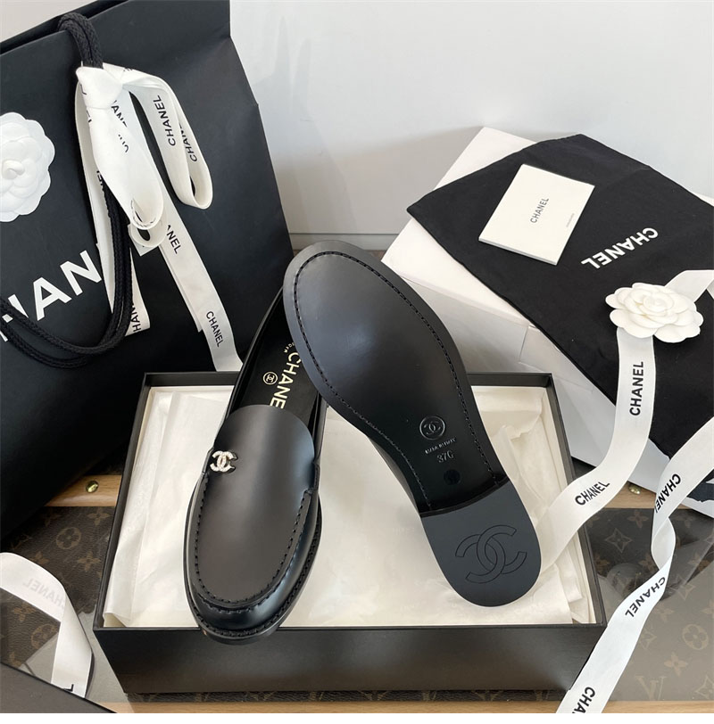 샤넬 샤넬 미니 CC로고 로퍼 레플리카 13번 이미지 - 신발 | 세미샵 레플리카 사이트