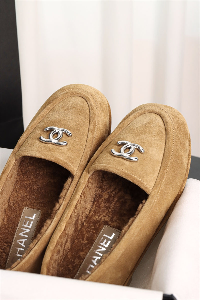 샤넬 샤넬 시어링 스웨이드 모카신 로퍼 레플리카 15번 이미지 - 신발 | 세미샵 레플리카 사이트