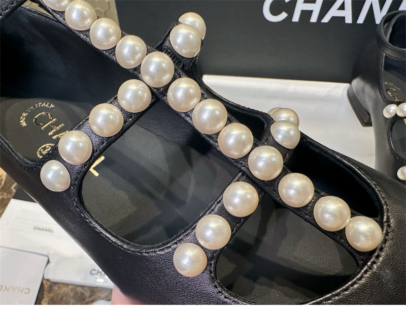 샤넬 샤넬 카프스킨 진주 스트랩 메리제인 구두 레플리카 4번 이미지 - 신발 | 세미샵 레플리카 사이트