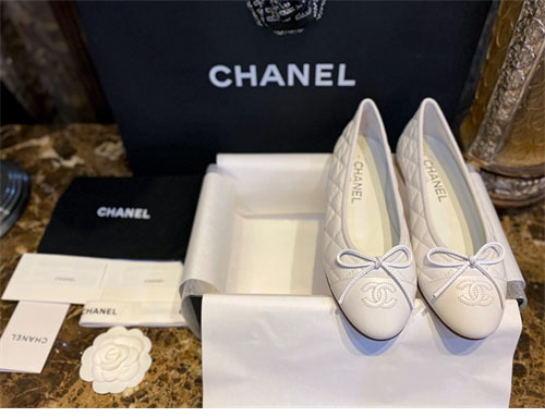 C H A N E L 샤넬 카프스킨 퀼팅 발레리나 플랫 슈즈 레플리카 3번 이미지 - 신발 | 세미샵 레플리카 사이트