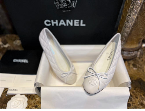 C H A N E L 샤넬 카프스킨 퀼팅 발레리나 플랫 슈즈 레플리카 5번 이미지 - 신발 | 세미샵 레플리카 사이트
