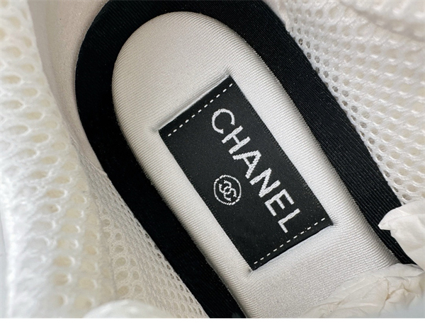 C H A N E L 샤넬 패브릭 샤식스 스니커즈 레플리카 16번 이미지 - 신발 | 세미샵 레플리카 사이트