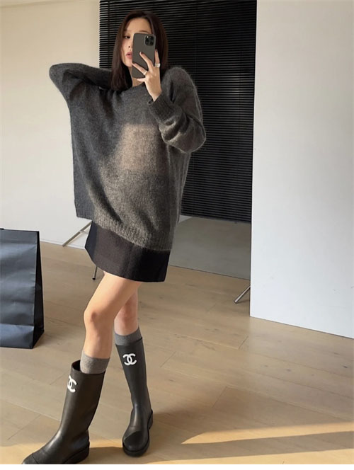 C H A N E L 샤넬 22K CC로고 레인 러버 부츠 레플리카 4번 이미지 - 신발 | 세미샵 레플리카 사이트