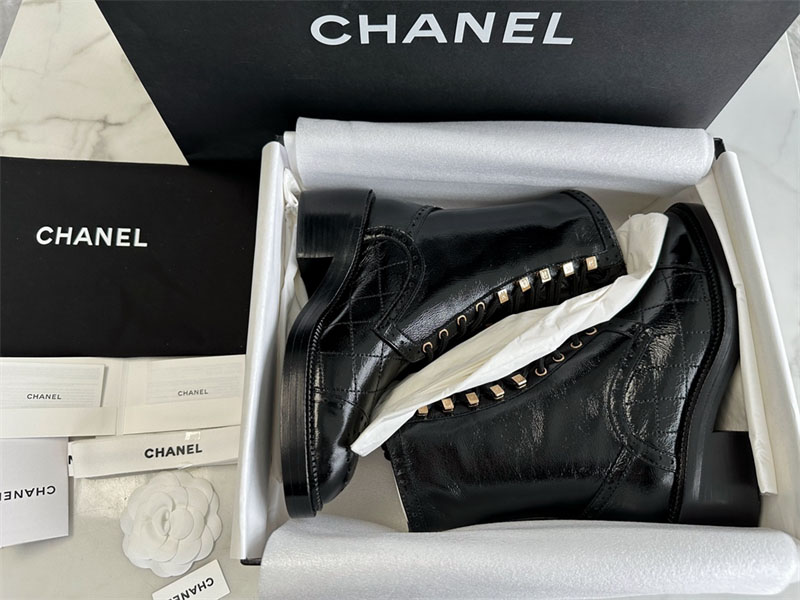 샤넬 샤넬 23B 로고 레이스업 부츠 레플리카 17번 이미지 - 신발 | 세미샵 레플리카 사이트