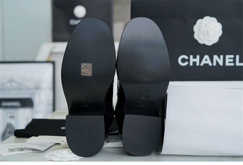 샤넬 샤넬 23B 로고 레이스업 부츠 레플리카 19번 이미지 - 신발 | 세미샵 레플리카 사이트