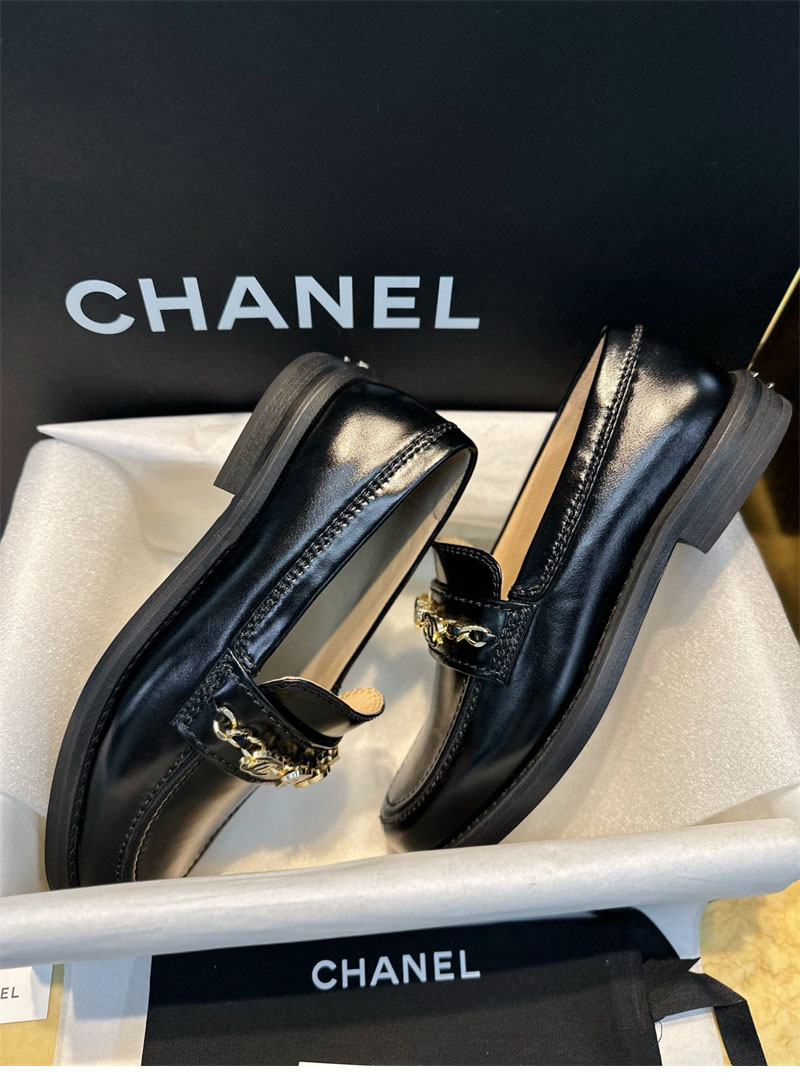 샤넬 샤넬 24A CC 드롭 체인 로퍼 레플리카 15번 이미지 - 신발 | 세미샵 레플리카 사이트