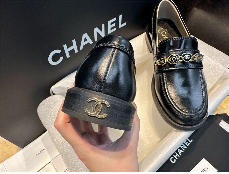 샤넬 샤넬 24A CC 드롭 체인 로퍼 레플리카 12번 이미지 - 신발 | 세미샵 레플리카 사이트
