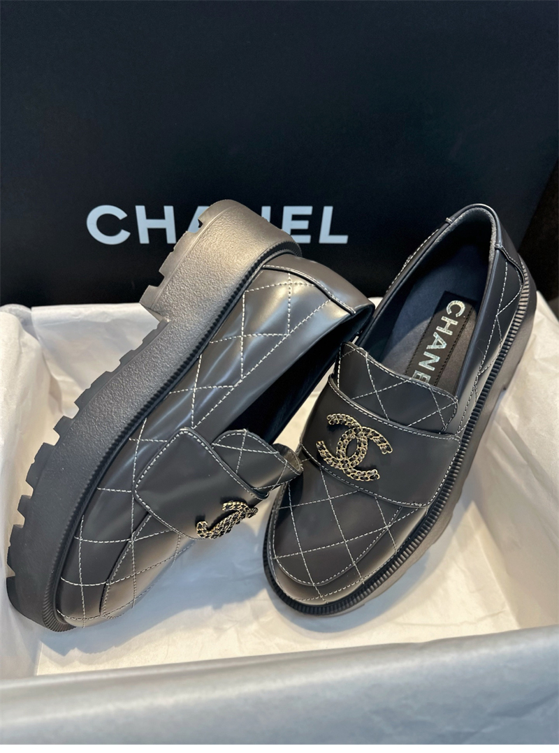 샤넬 샤넬 24B 체인 CC로고 로퍼 레플리카 8번 이미지 - 신발 | 세미샵 레플리카 사이트