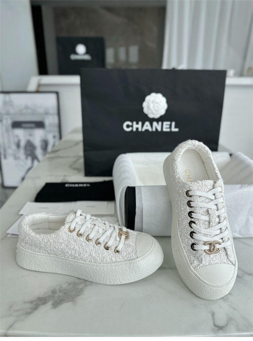 샤넬 샤넬 24P 트위드 골드 브로치 스니커즈 레플리카 17번 이미지 - 신발 | 세미샵 레플리카 사이트