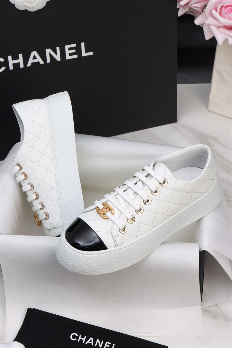 샤넬 샤넬 25A 빅터 쿼즈 화이트 스니커즈 레플리카 20번 이미지 - 신발 | 세미샵 레플리카 사이트