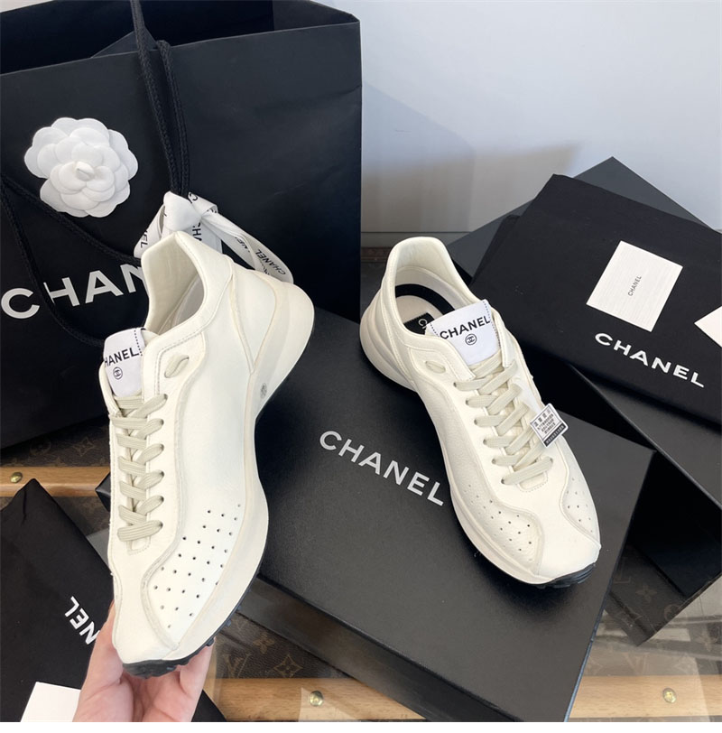 C H A N E L 샤넬 25C CC로고 스니커즈 레플리카 9번 이미지 - 신발 | 세미샵 레플리카 사이트
