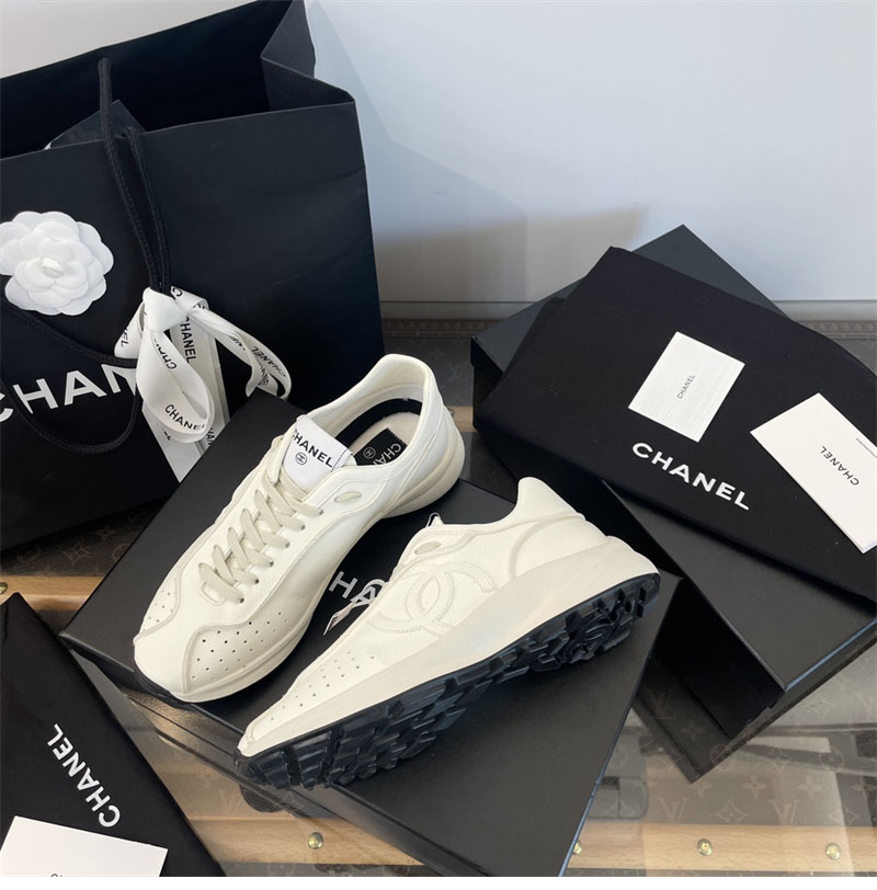 C H A N E L 샤넬 25C CC로고 스니커즈 레플리카 11번 이미지 - 신발 | 세미샵 레플리카 사이트