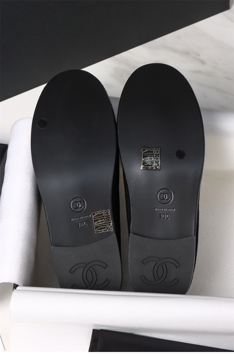 샤넬 샤넬 25K 스웨이드 시어링 모카신 로퍼 레플리카 5번 이미지 - 신발 | 세미샵 레플리카 사이트