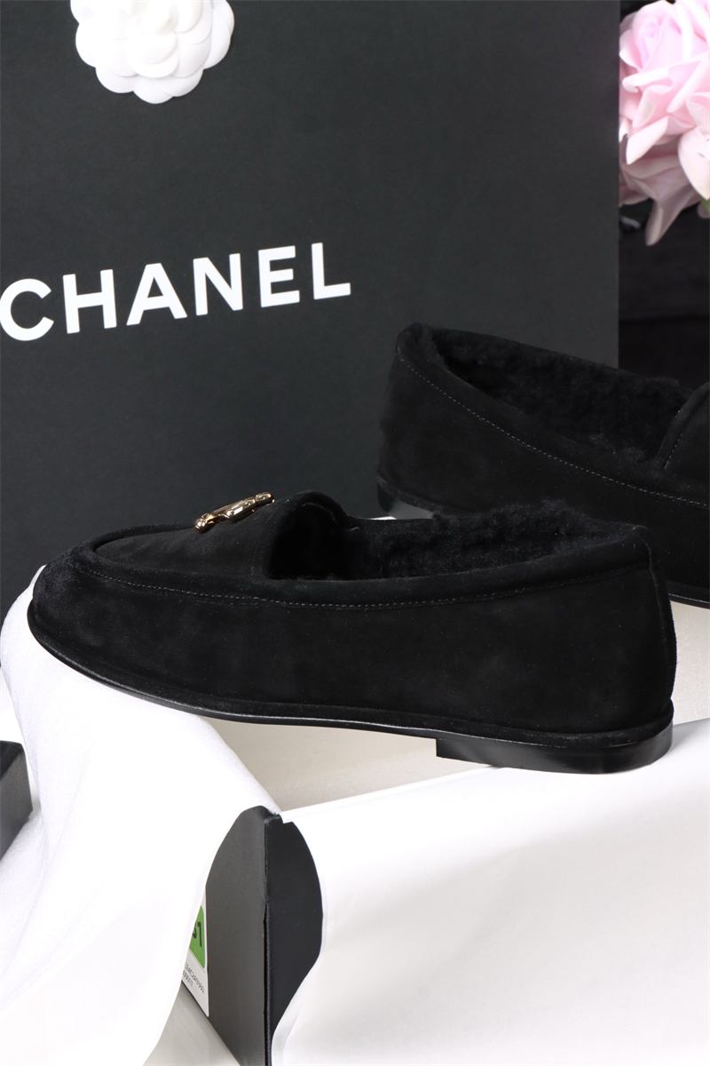 샤넬 샤넬 25K 스웨이드 시어링 모카신 로퍼 레플리카 20번 이미지 - 신발 | 세미샵 레플리카 사이트