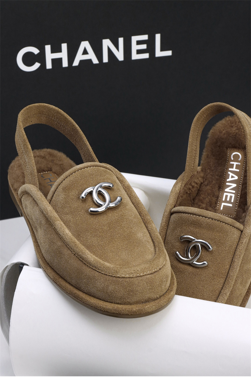 샤넬 샤넬 25K 스웨이드 시어링 모카신 로퍼 레플리카 4번 이미지 - 신발 | 세미샵 레플리카 사이트