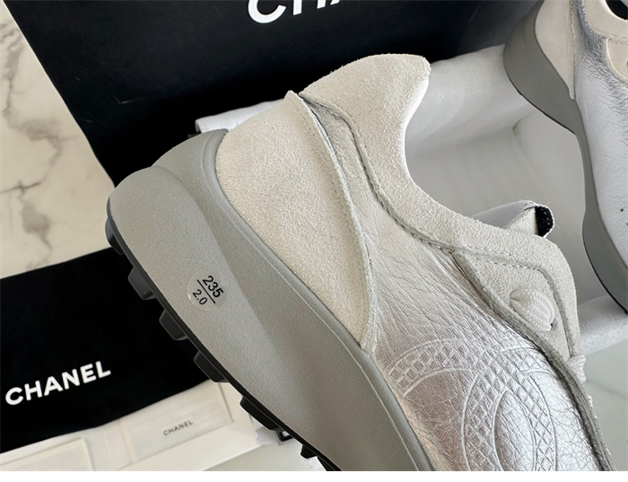 C H A N E L 샤넬 25c CC로고 스니커즈 레플리카 23번 이미지 - 신발 | 세미샵 레플리카 사이트