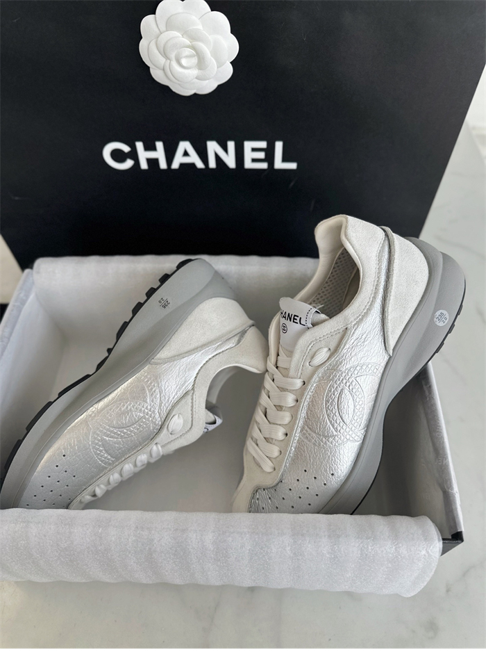 샤넬 샤넬 25c CC로고 스니커즈（터보） 레플리카 13번 이미지 - 신발 | 세미샵 레플리카 사이트