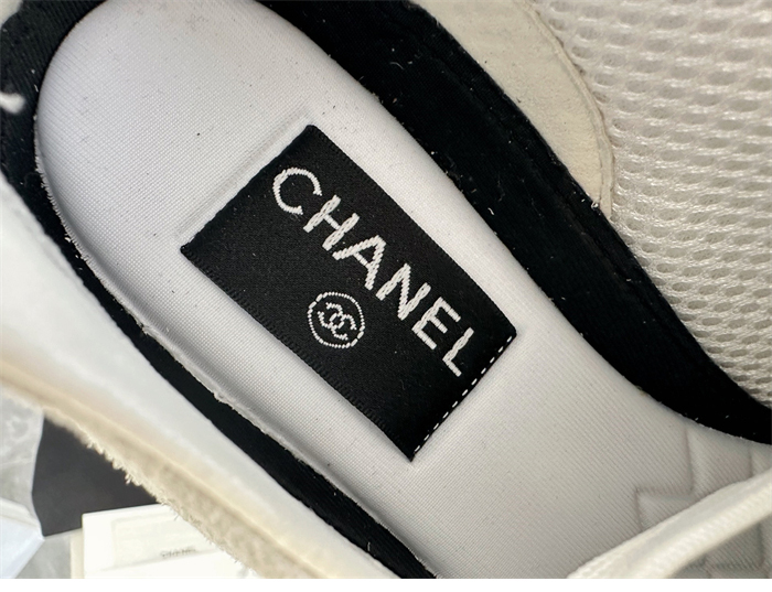 샤넬 샤넬 25c CC로고 스니커즈（터보） 레플리카 24번 이미지 - 신발 | 세미샵 레플리카 사이트