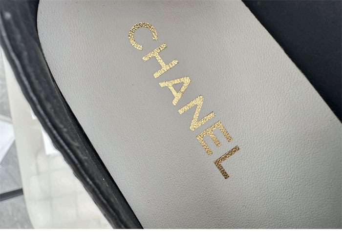 C H A N E L 샤넬 CC로고 퀼팅 슬립온 레플리카 14번 이미지 - 신발 | 세미샵 레플리카 사이트