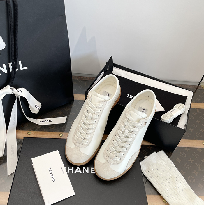 C H A N E L 샤넬 cc로고 러닝 스니커즈 레플리카 9번 이미지 - 신발 | 세미샵 레플리카 사이트
