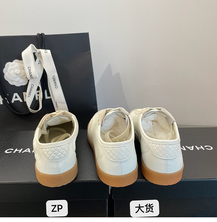 C H A N E L 샤넬 cc로고 러닝 스니커즈 레플리카 21번 이미지 - 신발 | 세미샵 레플리카 사이트