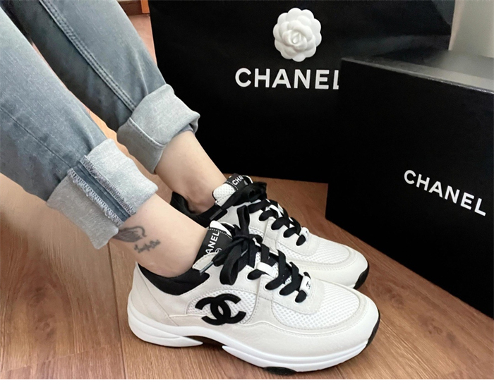 C H A N E L 샤넬 cc로고 메쉬 테니스 여성 스니커즈 레플리카 2번 이미지 - 신발 | 세미샵 레플리카 사이트