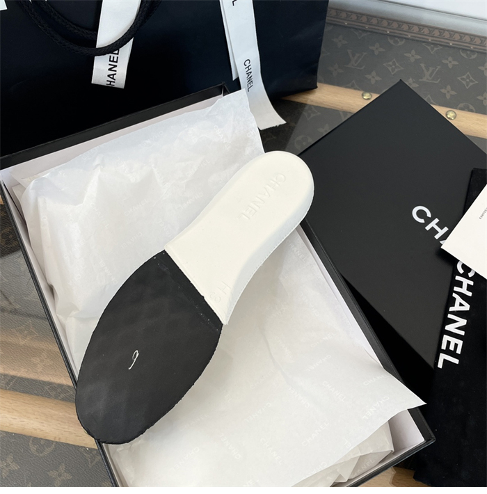 C H A N E L 샤넬 cc로고 메쉬 테니스 여성 스니커즈 레플리카 17번 이미지 - 신발 | 세미샵 레플리카 사이트