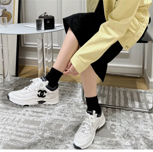 C H A N E L 샤넬 cc로고 메쉬 테니스 여성 스니커즈 레플리카 4번 이미지 - 신발 | 세미샵 레플리카 사이트