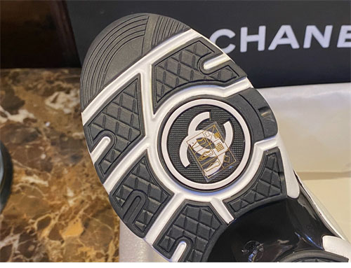 C H A N E L 샤넬 cc로고 메쉬 테니스 여성 스니커즈 레플리카 18번 이미지 - 신발 | 세미샵 레플리카 사이트