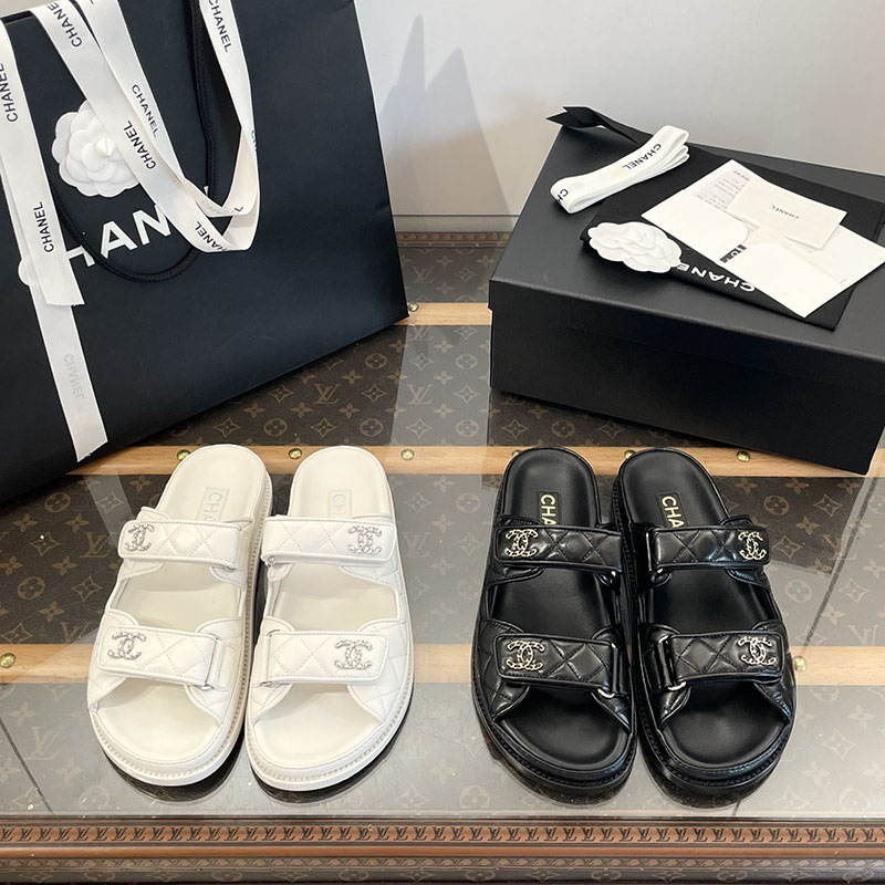 C H A N E L 샤넬 cc로고 벨크로 뮬 샌들 레플리카 1번 이미지 - 신발 | 세미샵 레플리카 사이트