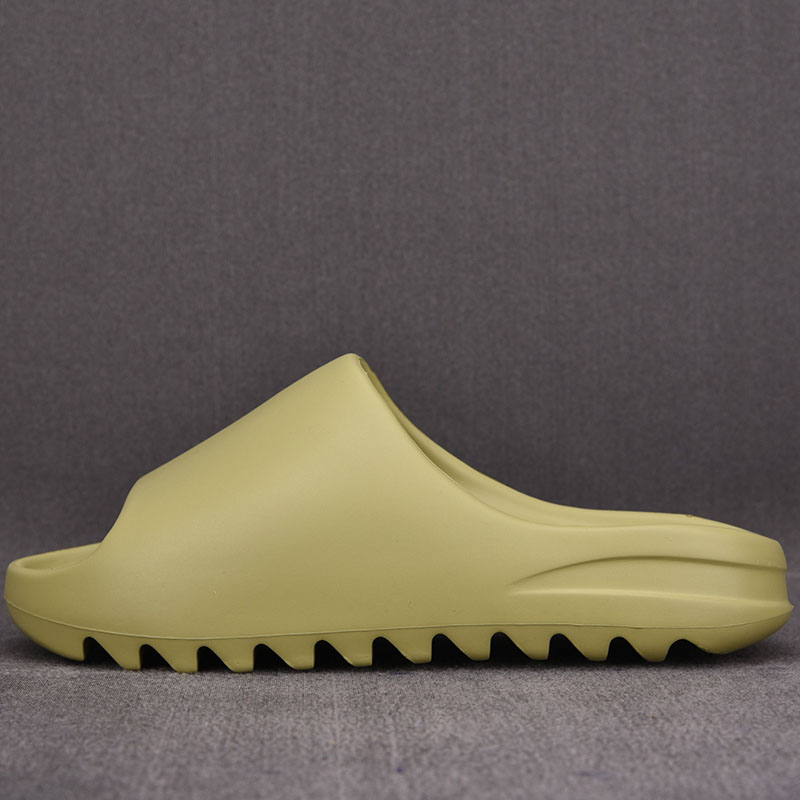 Adidas 아디다스 이지 슬라이드 “RESIN” Yeezy Slide FX0494 레플리카 2번 이미지 - 신발 | 세미샵 레플리카 사이트