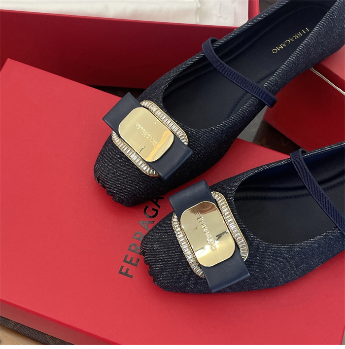 Ferragamo 페레가모 뉴 바라 플레이트 발레플랫 레플리카 2번 이미지 - 신발 | 세미샵 레플리카 사이트