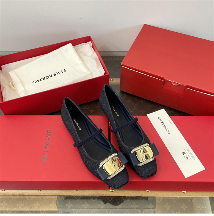 Ferragamo 페레가모 뉴 바라 플레이트 발레플랫 레플리카 22번 이미지 - 신발 | 세미샵 레플리카 사이트