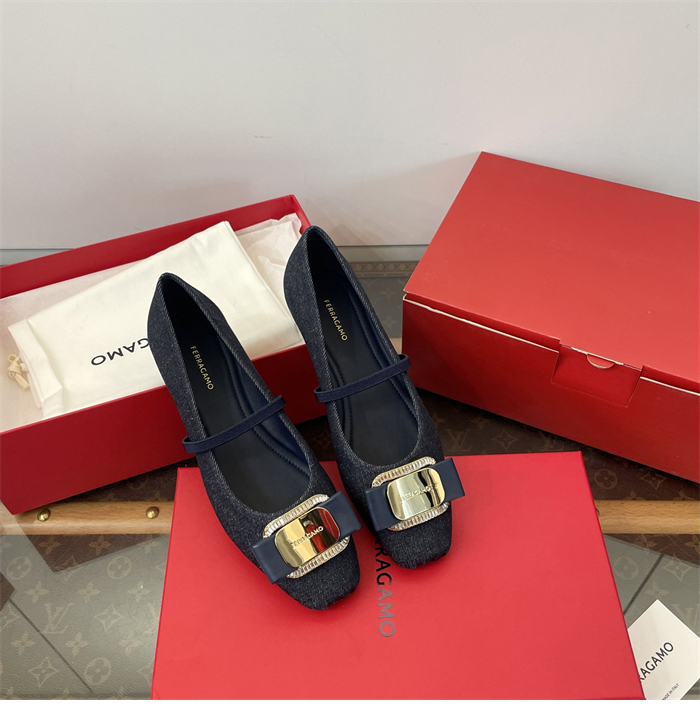 Ferragamo 페레가모 뉴 바라 플레이트 발레플랫 레플리카 26번 이미지 - 신발 | 세미샵 레플리카 사이트