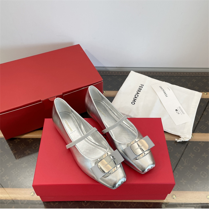 Ferragamo 페레가모 뉴 바라 플레이트 발레플랫 레플리카 19번 이미지 - 신발 | 세미샵 레플리카 사이트