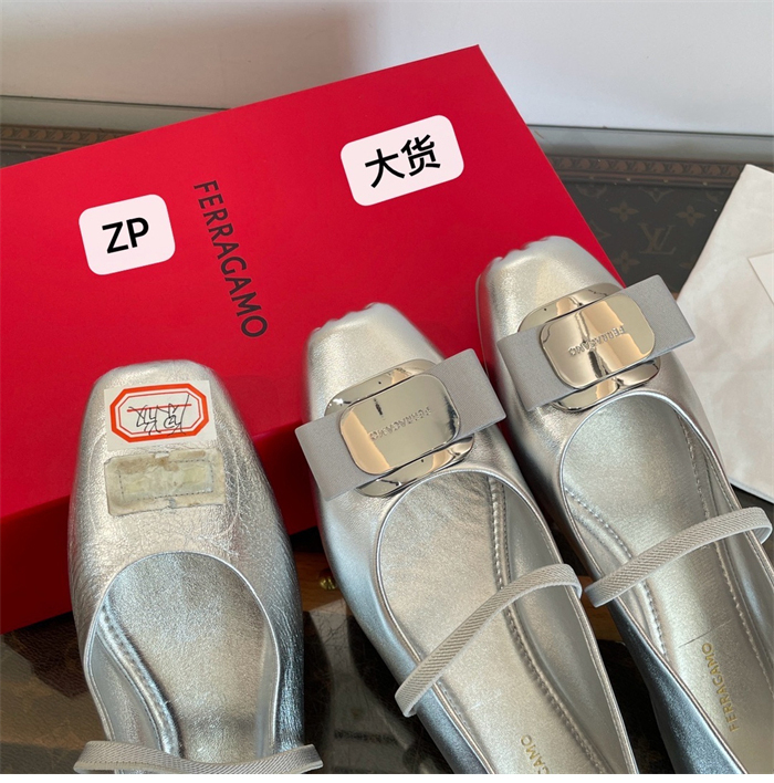 Ferragamo 페레가모 뉴 바라 플레이트 발레플랫 레플리카 24번 이미지 - 신발 | 세미샵 레플리카 사이트