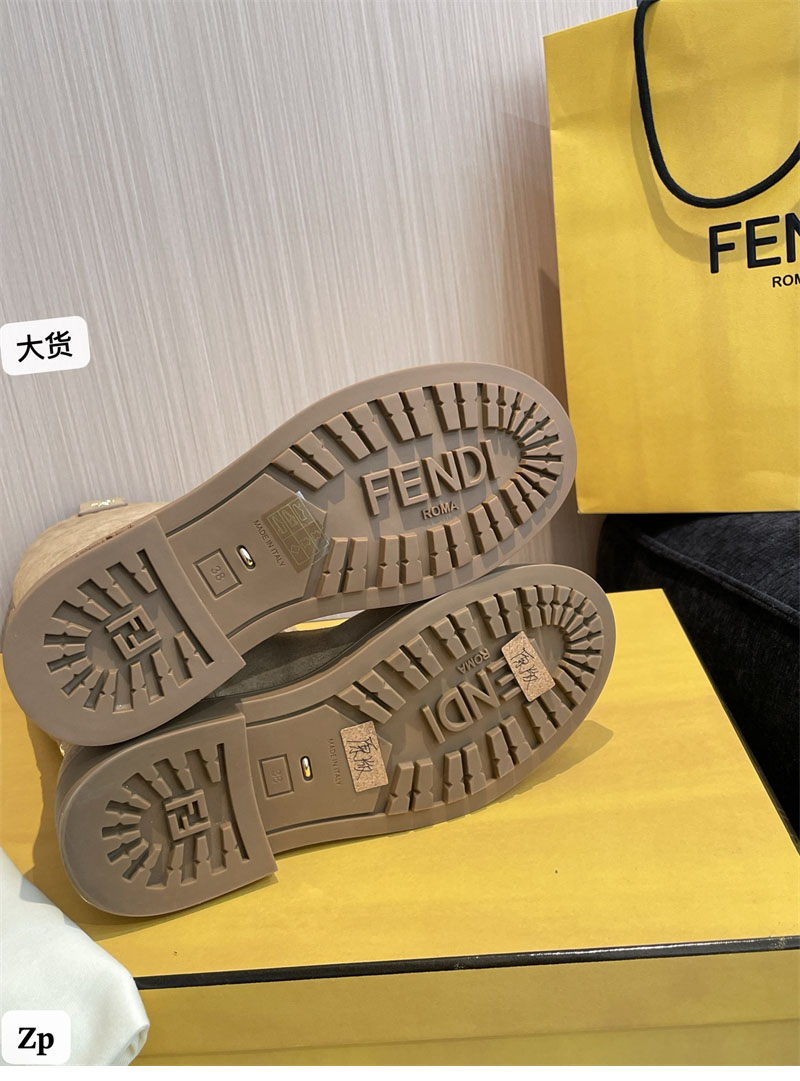 펜디 펜디 필로 스웨이드 롱 부츠 레플리카 3번 이미지 - 신발 | 세미샵 레플리카 사이트