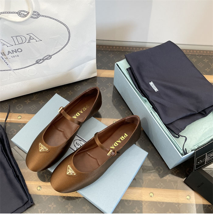 P R A D A 프라다 나파 가죽 발레리나 슈즈 레플리카 16번 이미지 - 신발 | 세미샵 레플리카 사이트