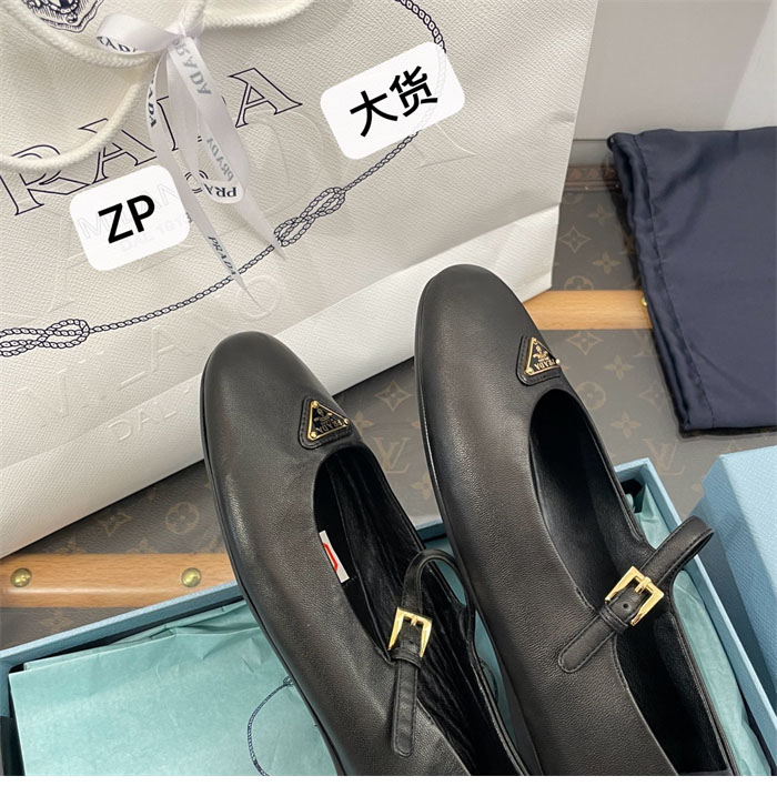 P R A D A 프라다 나파 가죽 발레리나 슈즈 레플리카 23번 이미지 - 신발 | 세미샵 레플리카 사이트